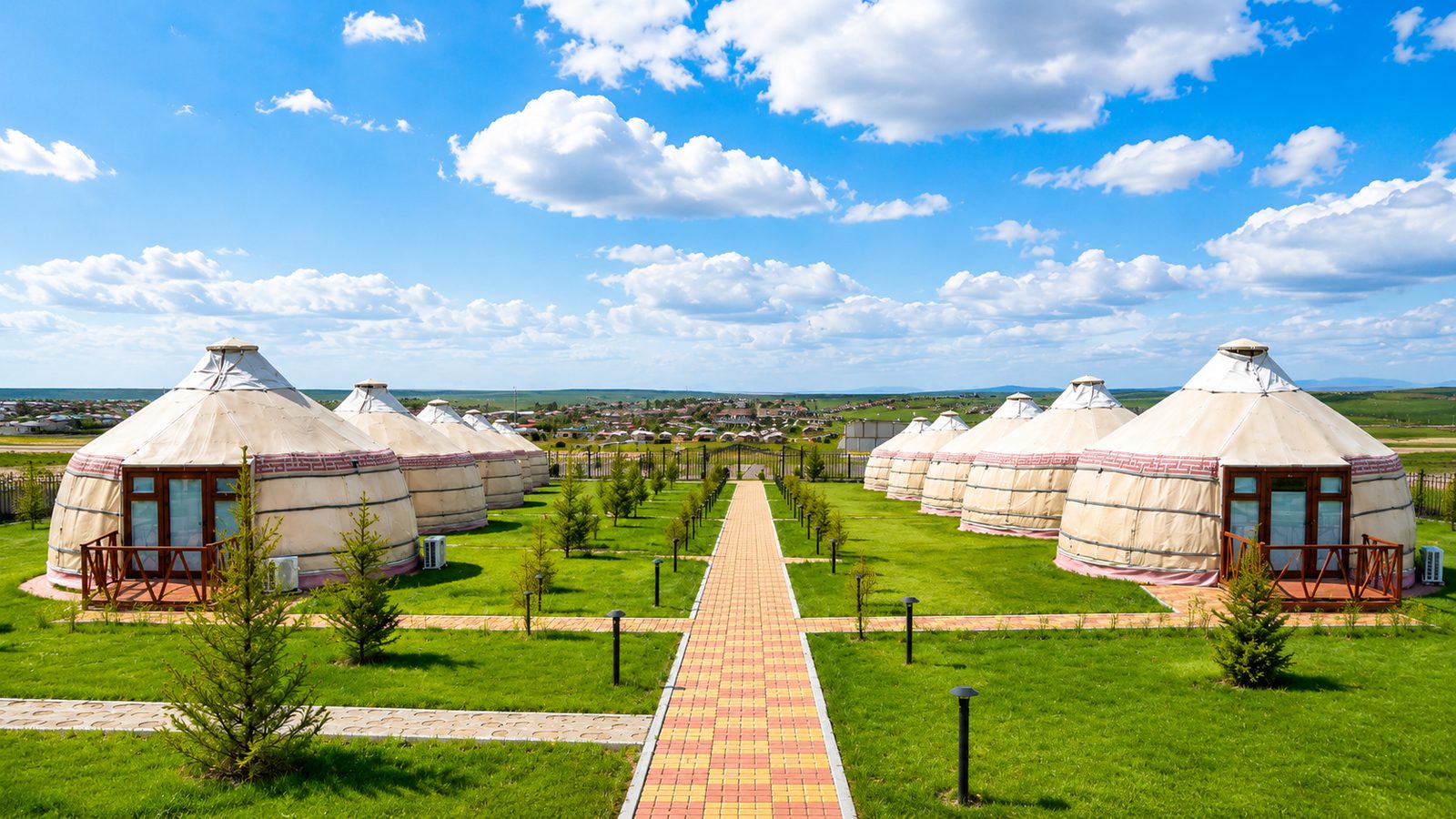 Урдаас харсан ИХ ГҮРЭНТ гэрүүд